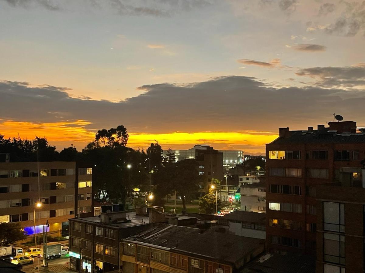 St. Louis Suites - Movistar Arena Bogotá Eksteriør bilde